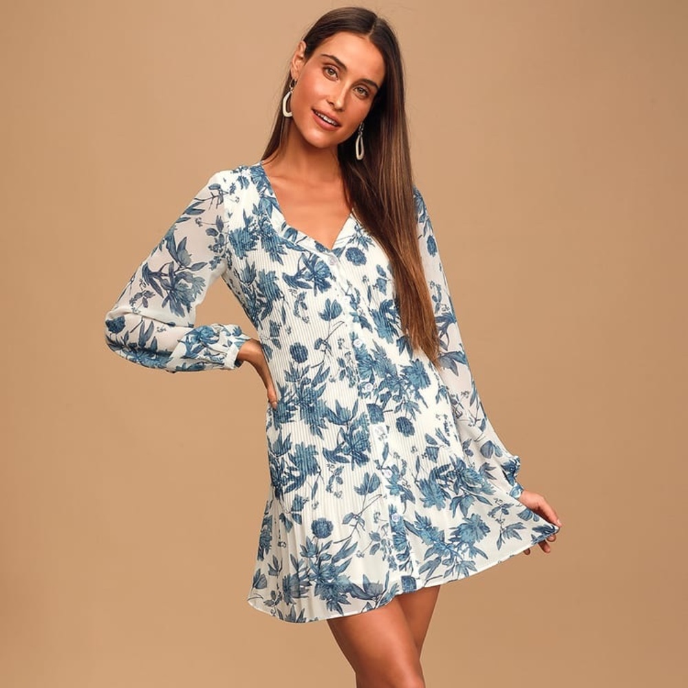 NWT Lulu’s x Lush Blue Floral Longsleeve Dress XS
